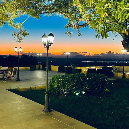Casale Cirico Tra Catania E Siracusa Guest house