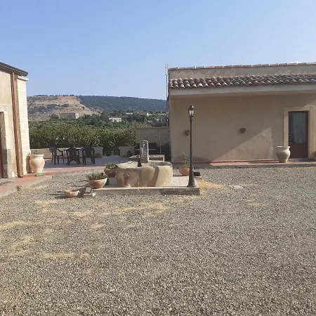 Guest house Casale Cirico Tra Catania E Siracusa *