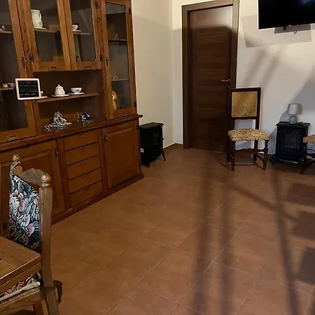 Casale Cirico Tra Catania E Siracusa *