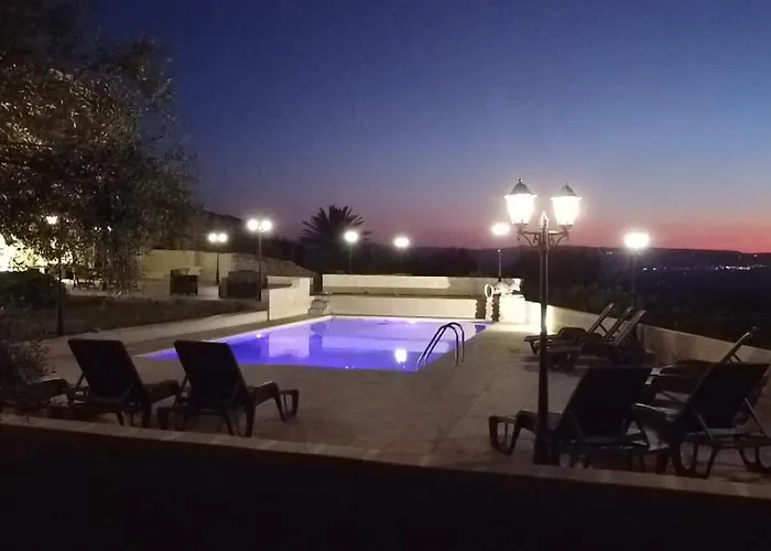 Casale Cirico Tra Catania E Siracusa Pensjonat 3*