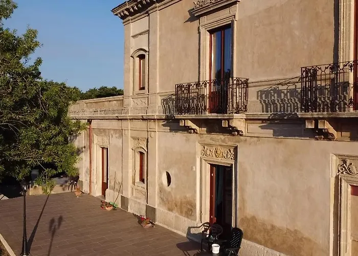 Casale Cirico Tra Catania E Siracusa Pensjonat