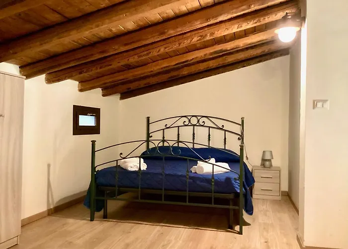 Casale Cirico Tra Catania E Siracusa Pensjonat 3*